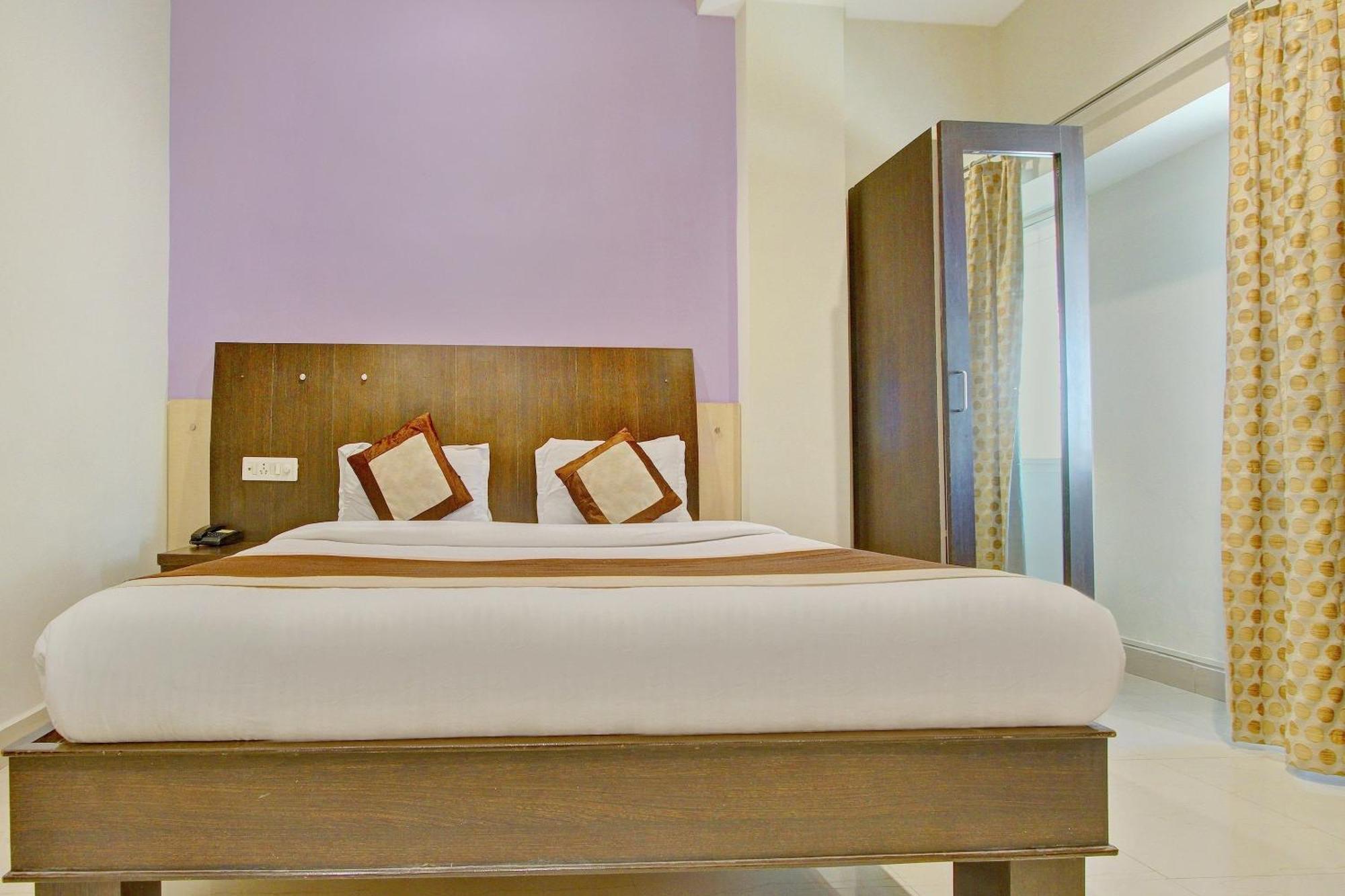 Super Collection O Alekhya Residency Hotel Hyderabad Exterior foto